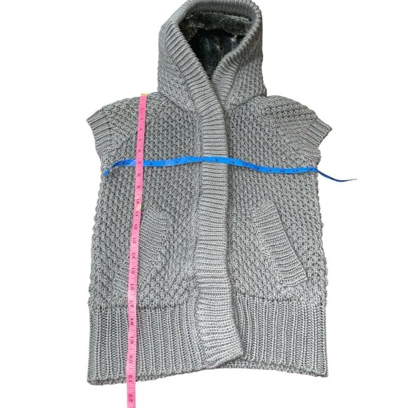 ZARA  Women's Size Small Gray Short Sleeve Cardigan Hooded Sweater Snap Buttons - Picture 6 of 15